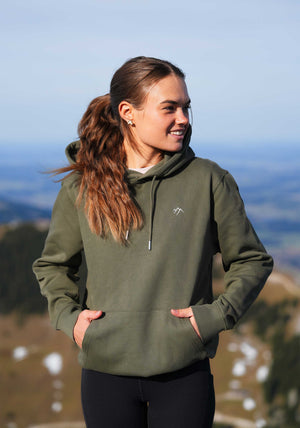 khaki green|green