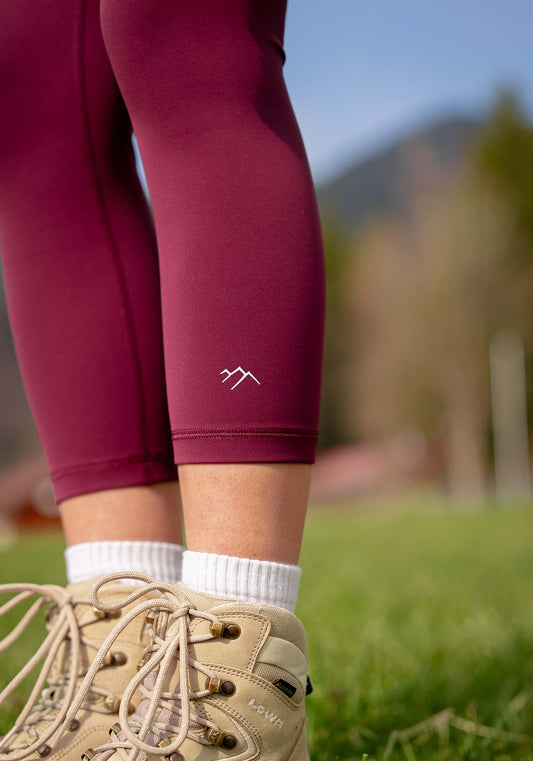 burgundy|red