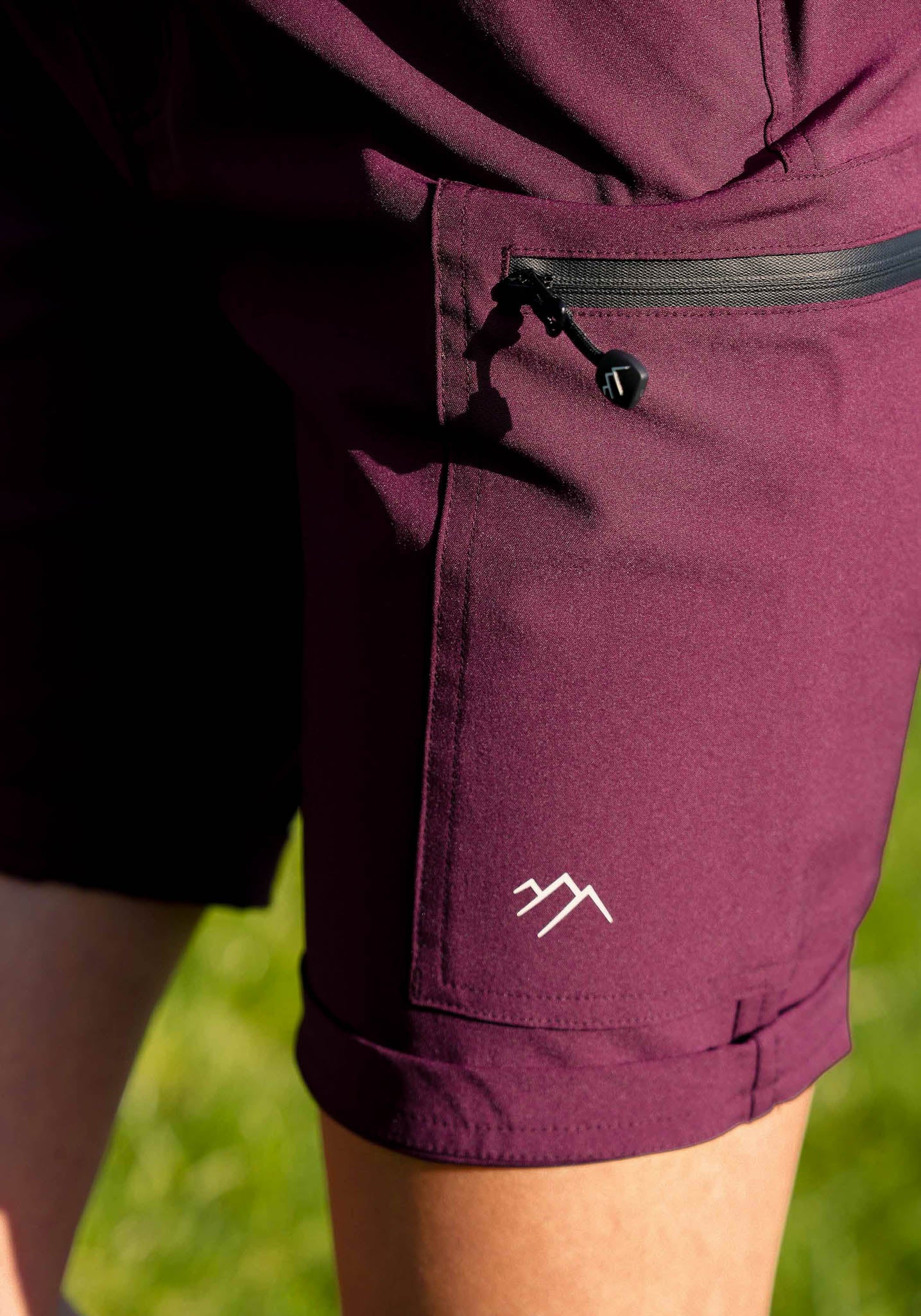 burgundy|red
